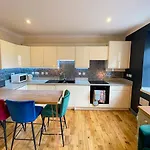 Lively & Energetic 2Br On The Royal Mile