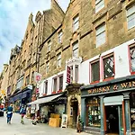 Lively & Energetic 2Br On The Royal Mile